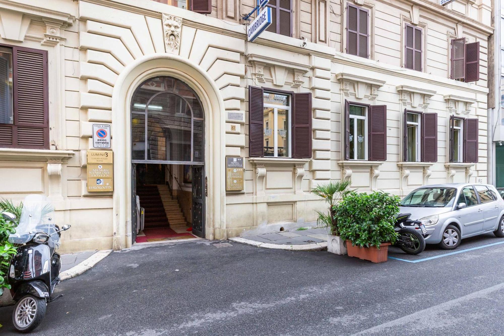 Lumina3 Luxury Room Rome — Foto 1